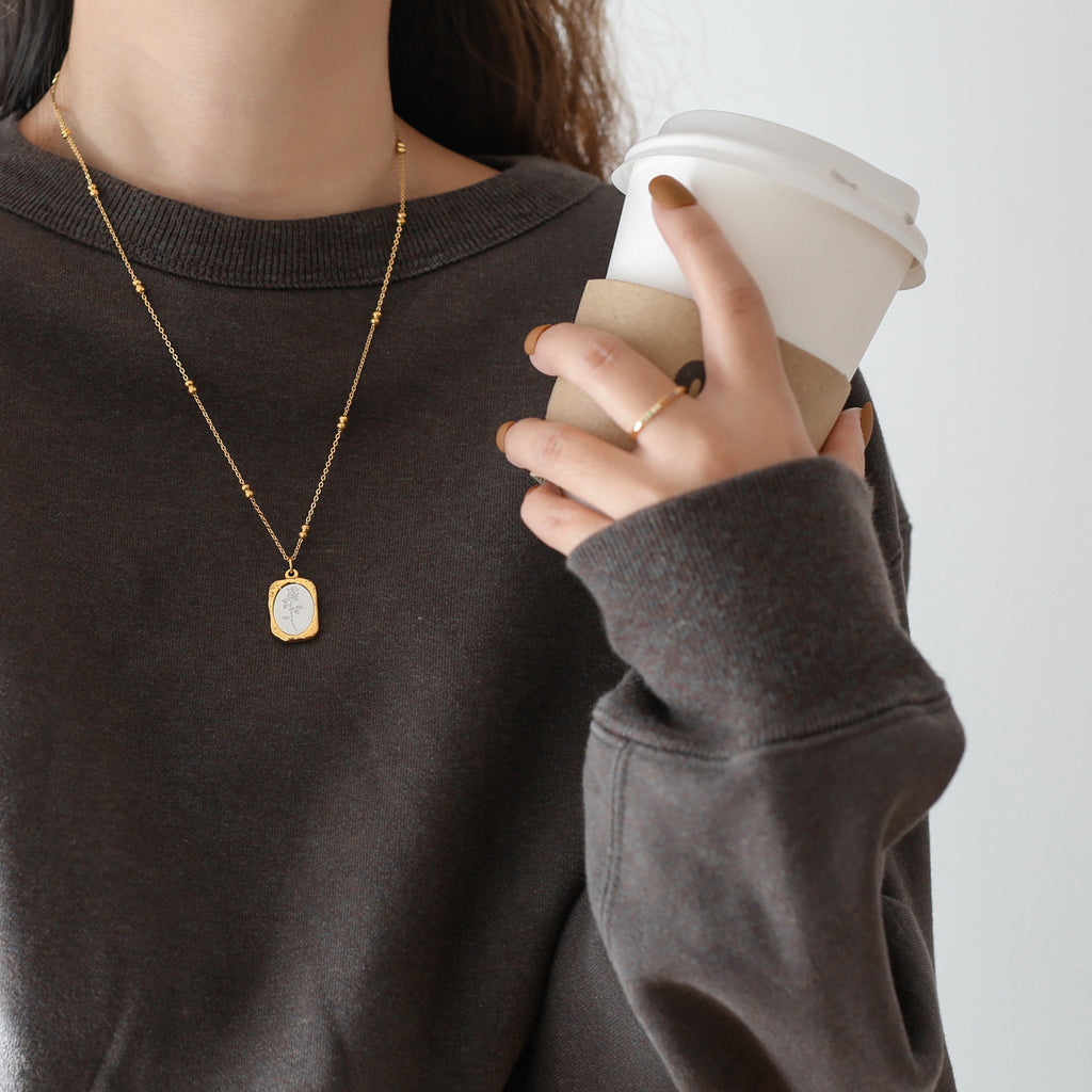 Flora | Rose Mirror Necklace