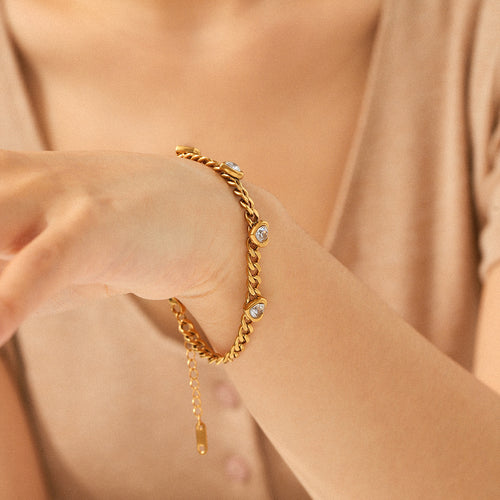 Amor |  Heart Zircon Bracelet